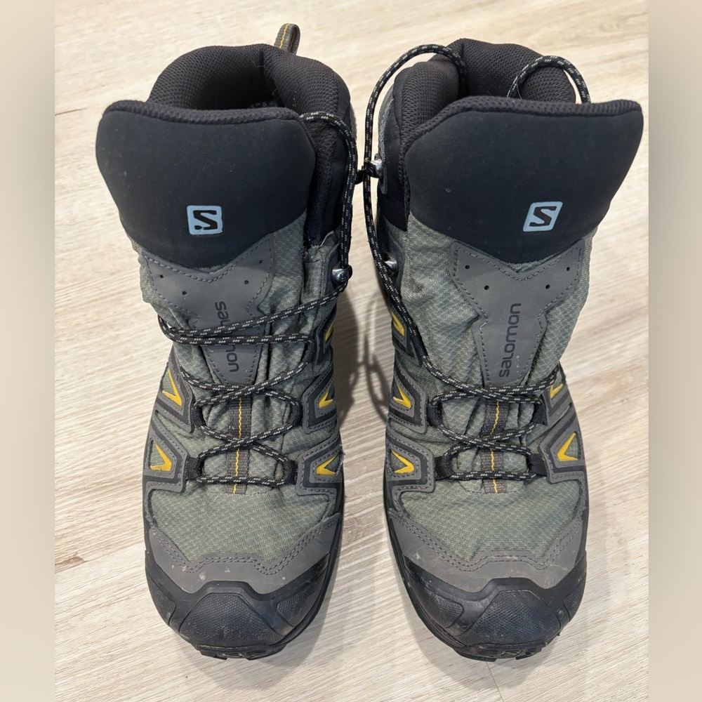 Men’s Salomon Hiking Boots